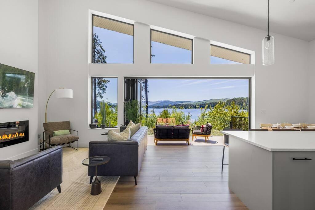 Kelly'S Sunset Lake Retreat Shawnigan Lake Exterior foto