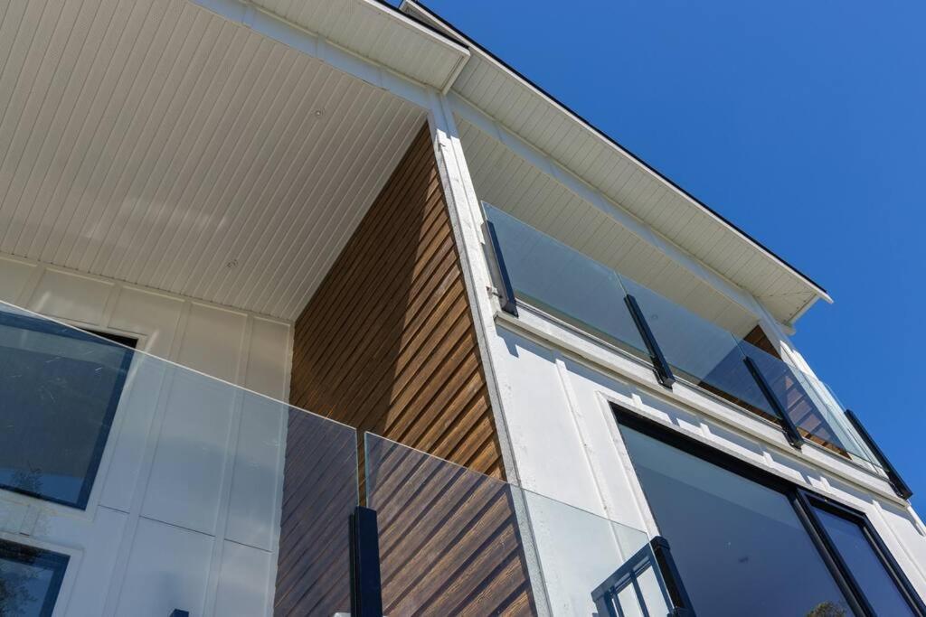 Kelly'S Sunset Lake Retreat Shawnigan Lake Exterior foto