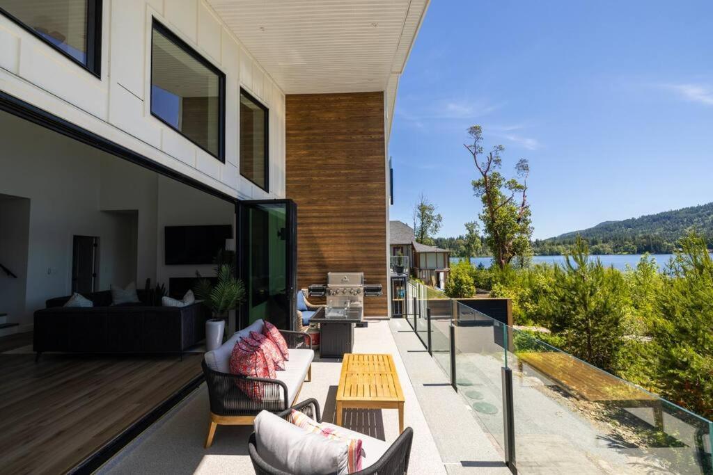Kelly'S Sunset Lake Retreat Shawnigan Lake Exterior foto