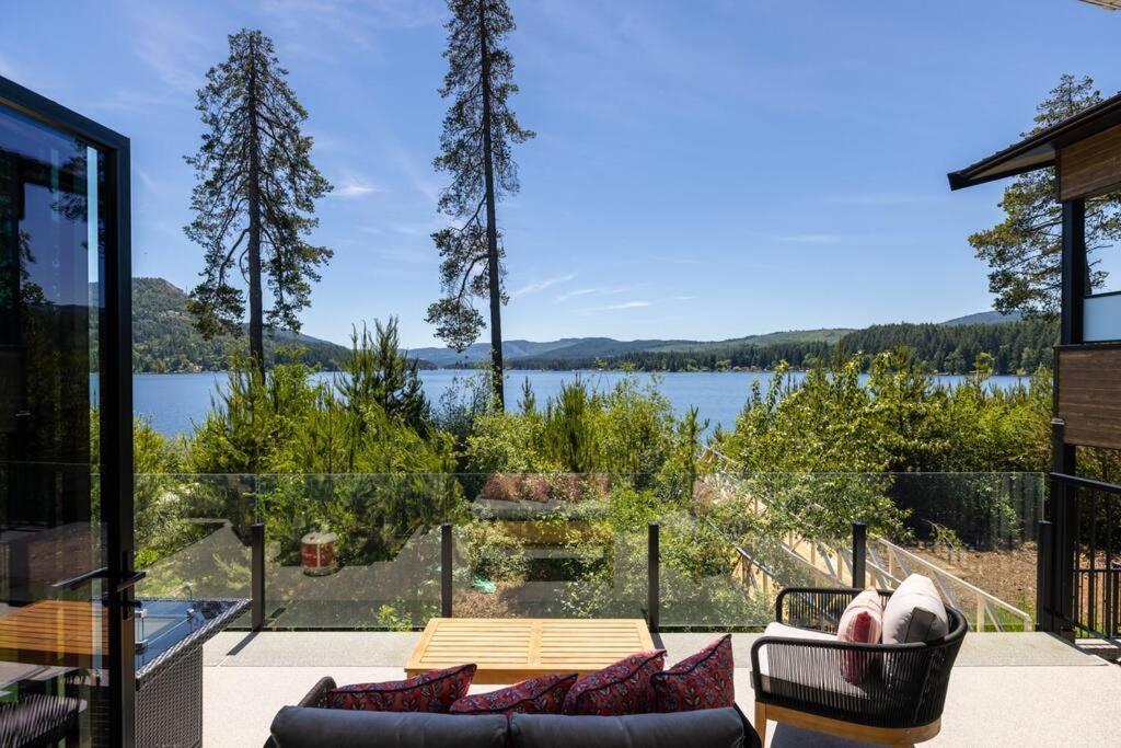 Kelly'S Sunset Lake Retreat Shawnigan Lake Exterior foto