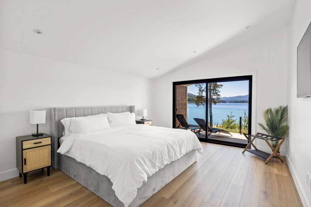 Kelly'S Sunset Lake Retreat Shawnigan Lake Exterior foto
