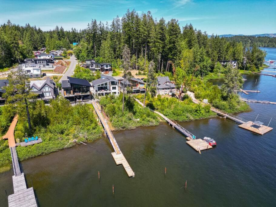 Kelly'S Sunset Lake Retreat Shawnigan Lake Exterior foto